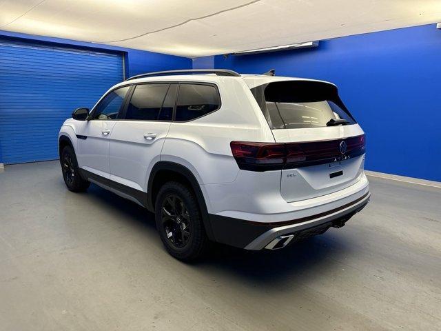 new 2024 Volkswagen Atlas car, priced at $47,355