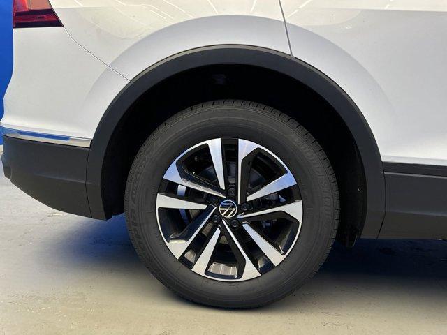 new 2024 Volkswagen Tiguan car, priced at $27,998