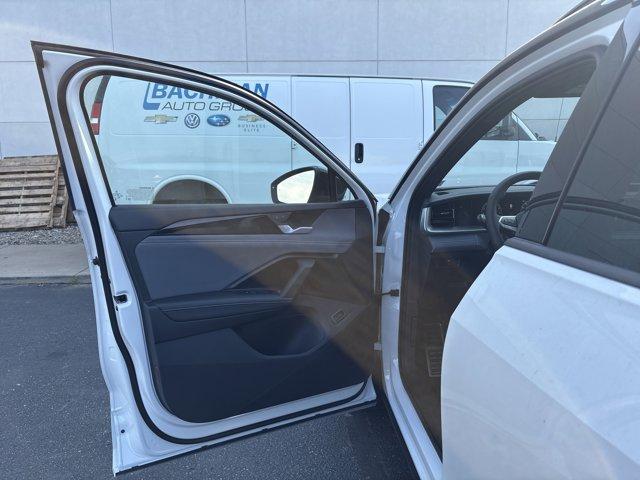 new 2025 Volkswagen Tiguan car, priced at $36,393