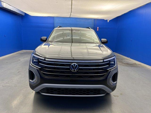 new 2025 Volkswagen Atlas car, priced at $46,598