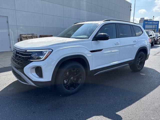 new 2025 Volkswagen Atlas car, priced at $42,779
