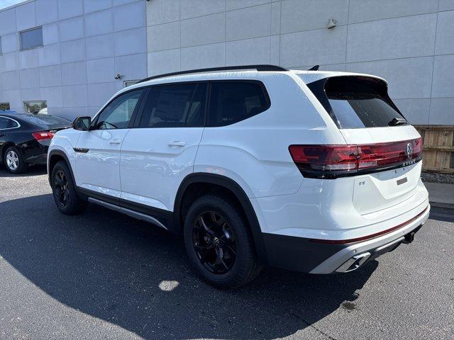 new 2025 Volkswagen Atlas car, priced at $42,779
