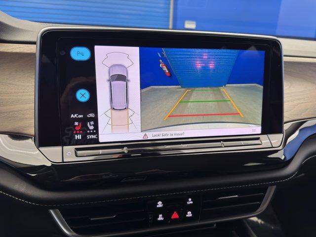 used 2025 Volkswagen Atlas car, priced at $36,598