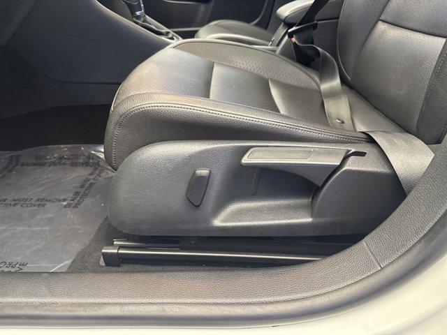 used 2014 Volkswagen Jetta SportWagen car, priced at $10,998