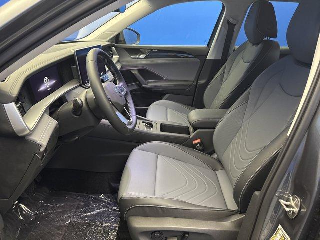 new 2025 Volkswagen Tiguan car, priced at $32,567