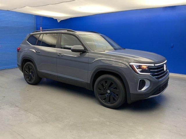new 2025 Volkswagen Atlas car, priced at $45,498