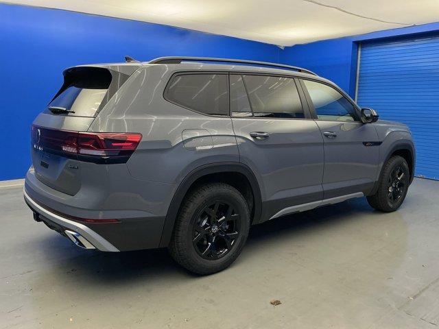 new 2025 Volkswagen Atlas car, priced at $44,614