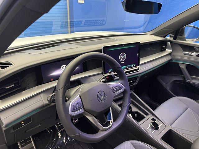 new 2025 Volkswagen Tiguan car, priced at $36,998