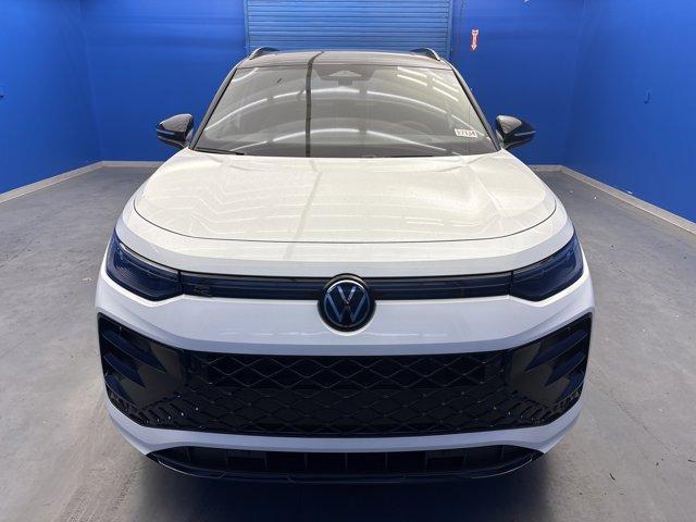 new 2025 Volkswagen Tiguan car, priced at $36,998