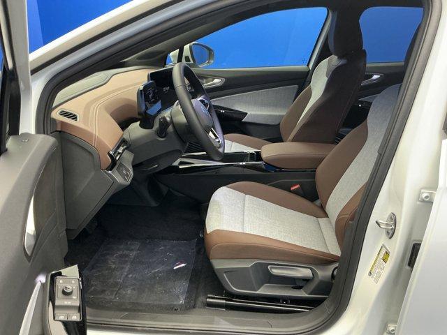 new 2025 Volkswagen ID.4 car, priced at $40,720