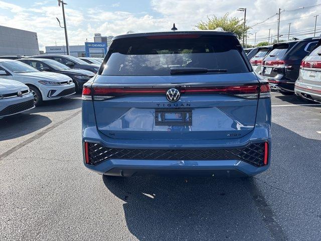 new 2025 Volkswagen Tiguan car, priced at $36,673