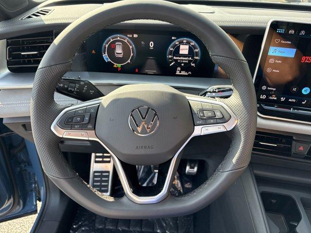new 2025 Volkswagen Tiguan car, priced at $36,673