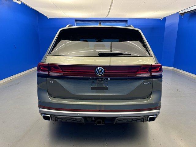 new 2024 Volkswagen Atlas car, priced at $44,498