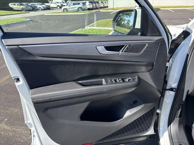 new 2026 Volkswagen Atlas Cross Sport car, priced at $45,847