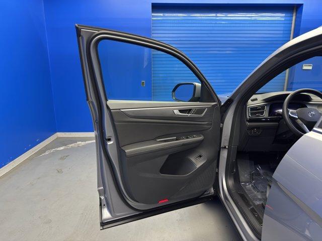 used 2025 Volkswagen Atlas Cross Sport car, priced at $35,998