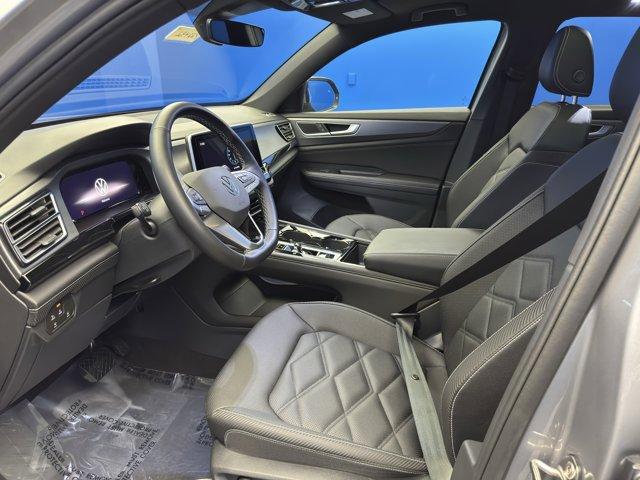used 2025 Volkswagen Atlas Cross Sport car, priced at $35,998