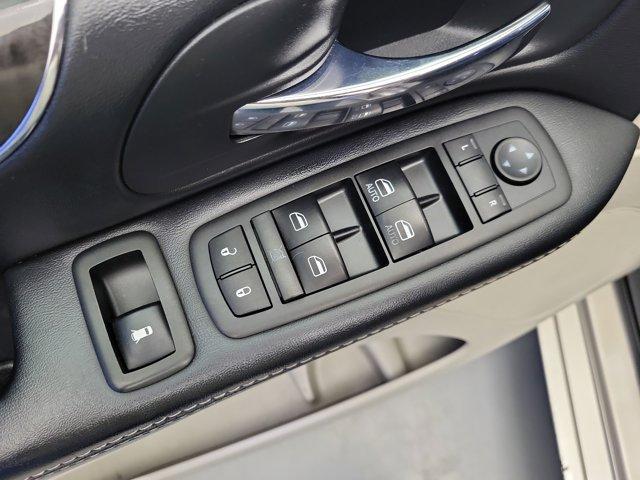 used 2015 Chrysler Town & Country car, priced at $7,598
