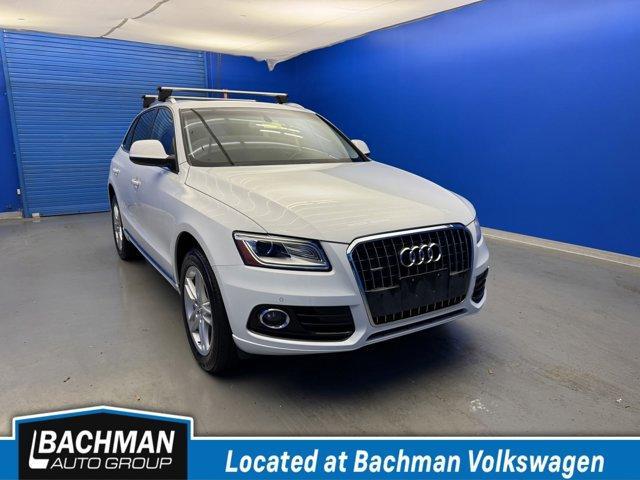 used 2014 Audi Q5 car, priced at $9,698