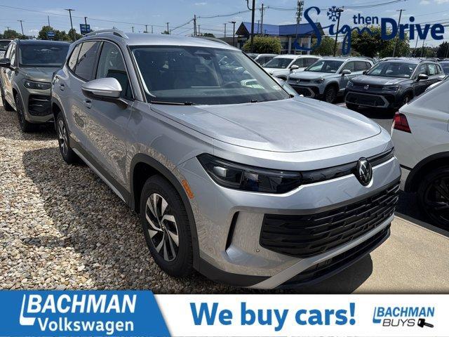 new 2025 Volkswagen Tiguan car, priced at $28,498