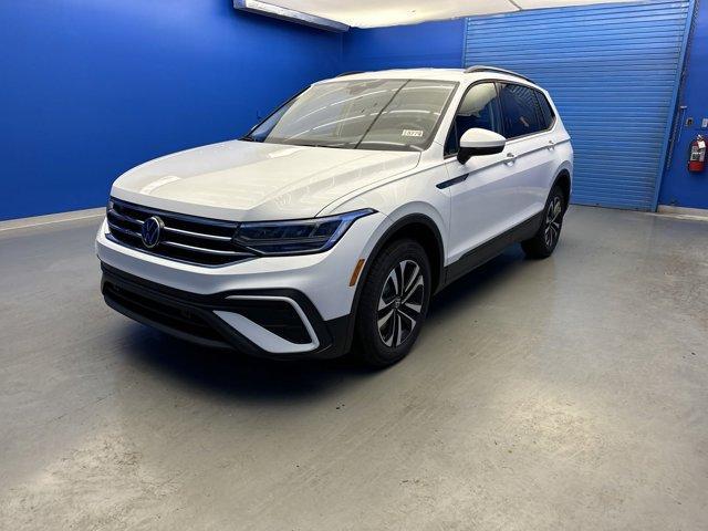 new 2024 Volkswagen Tiguan car, priced at $27,498