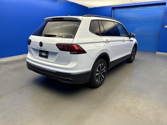 new 2024 Volkswagen Tiguan car, priced at $27,498