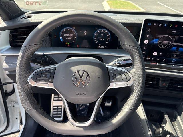 new 2025 Volkswagen Tiguan car, priced at $36,998