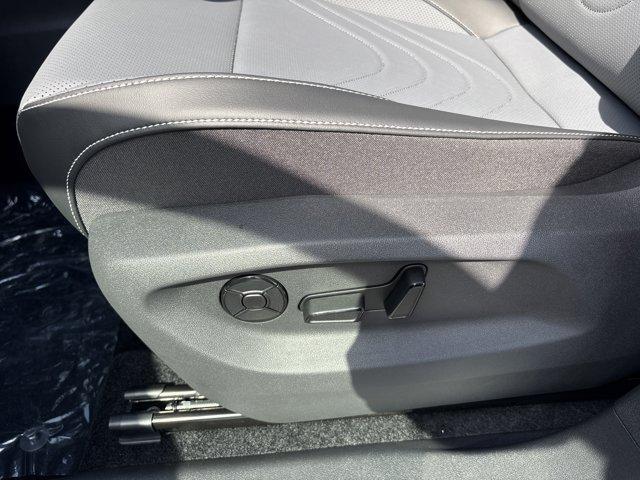 new 2025 Volkswagen Tiguan car, priced at $36,998