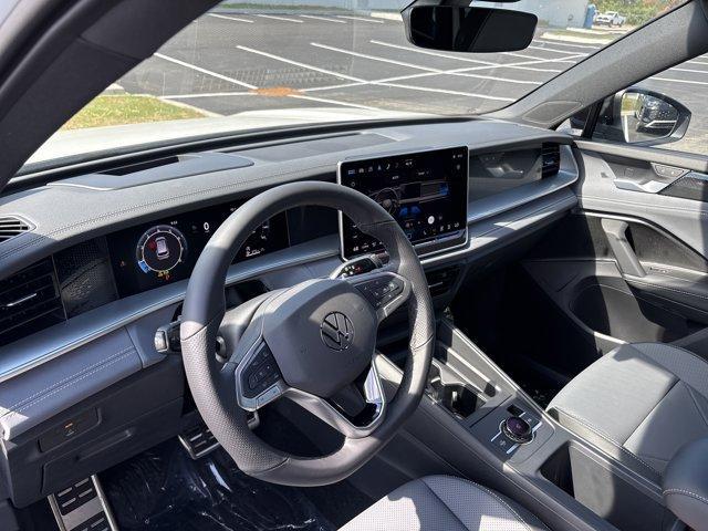 new 2025 Volkswagen Tiguan car, priced at $36,998