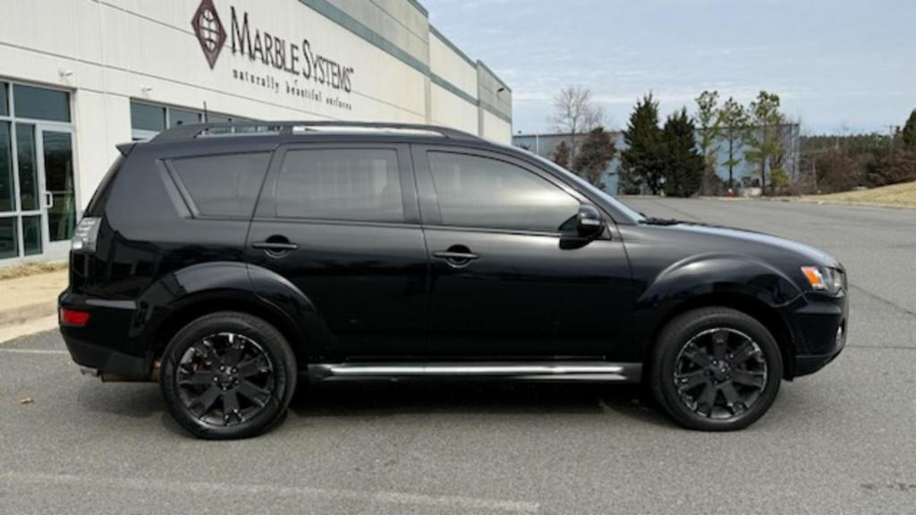 used 2012 Mitsubishi Outlander car, priced at $5,599