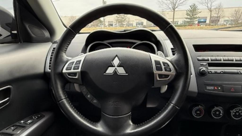 used 2012 Mitsubishi Outlander car, priced at $5,599