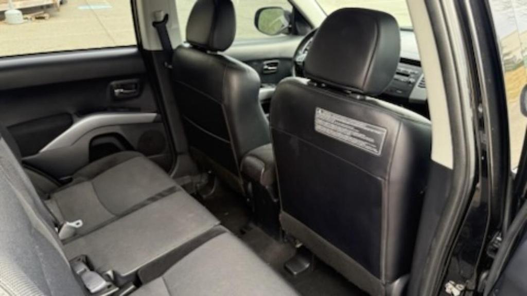 used 2012 Mitsubishi Outlander car, priced at $5,599
