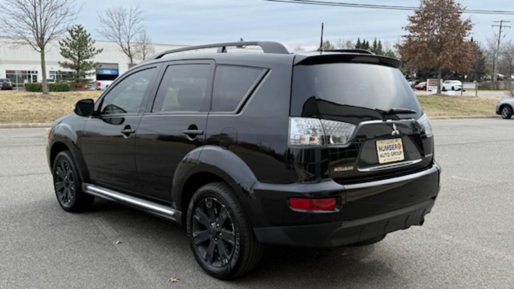 used 2012 Mitsubishi Outlander car, priced at $5,599