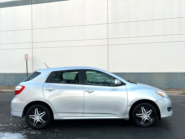 used 2009 Toyota Matrix car, priced at $5,999