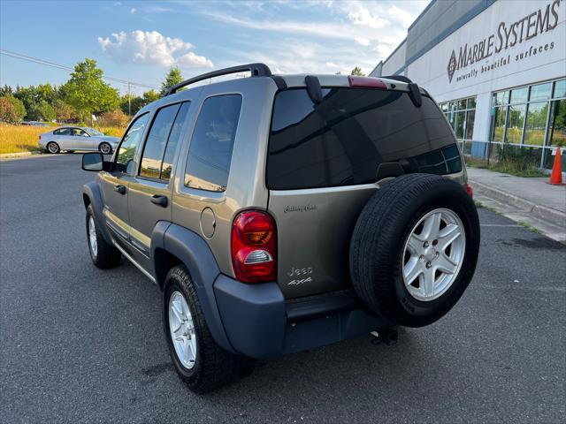 used 2004 Jeep Liberty car, priced at $3,295