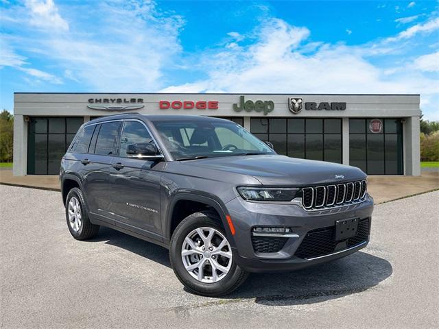 used 2022 Jeep Grand Cherokee car, priced at $34,664