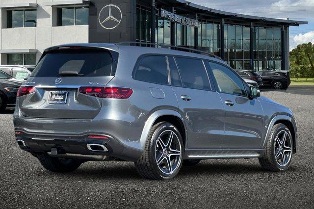 new 2025 Mercedes-Benz GLS 450 car, priced at $95,865
