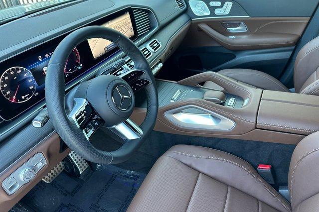 new 2025 Mercedes-Benz GLS 450 car, priced at $95,865