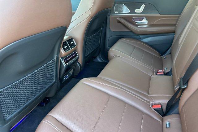 new 2025 Mercedes-Benz GLS 450 car, priced at $95,865