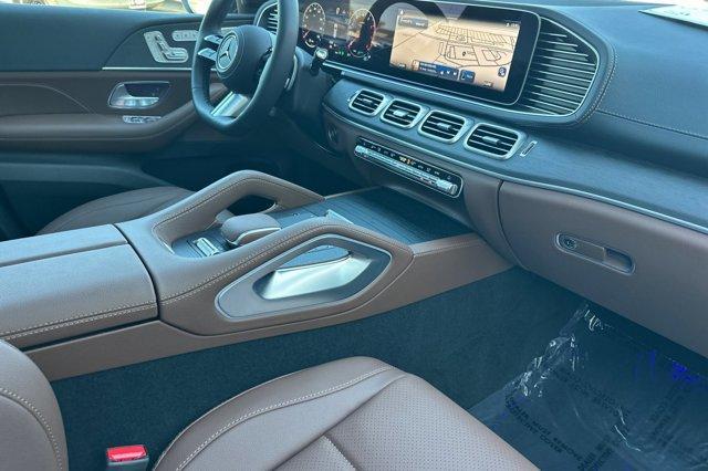 new 2025 Mercedes-Benz GLS 450 car, priced at $95,865