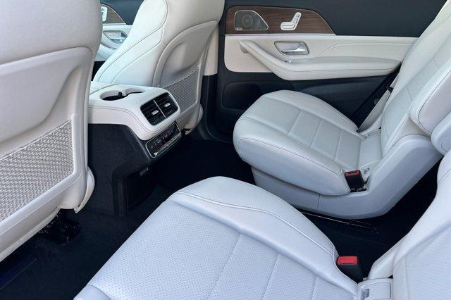 new 2026 Mercedes-Benz GLS 450 car, priced at $93,185