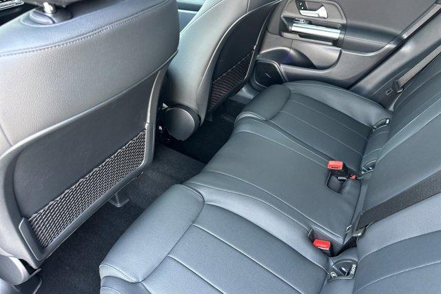new 2025 Mercedes-Benz GLA 250 car, priced at $48,165