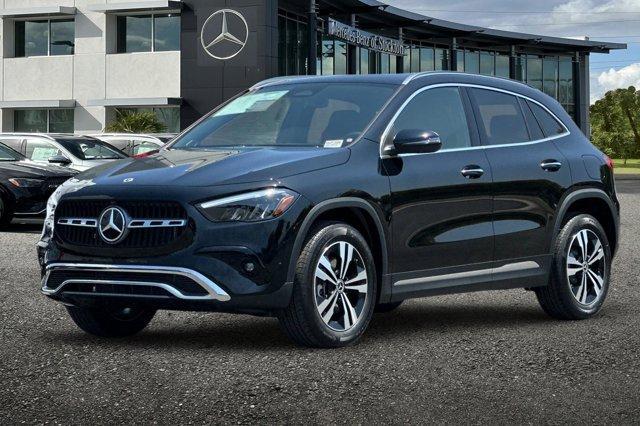 new 2025 Mercedes-Benz GLA 250 car, priced at $48,165