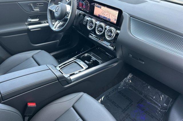 new 2025 Mercedes-Benz GLA 250 car, priced at $48,165