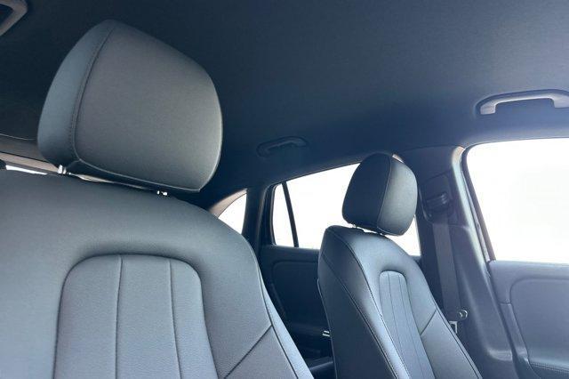 new 2025 Mercedes-Benz GLA 250 car, priced at $48,165