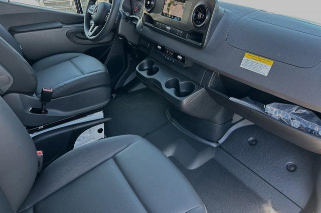 new 2024 Mercedes-Benz Sprinter 2500 car, priced at $61,686