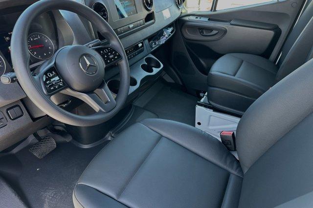 new 2024 Mercedes-Benz Sprinter 2500 car, priced at $61,686