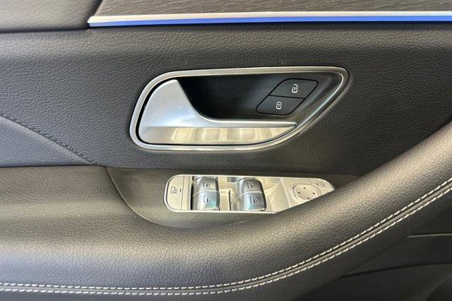 new 2025 Mercedes-Benz GLS 450 car, priced at $96,220