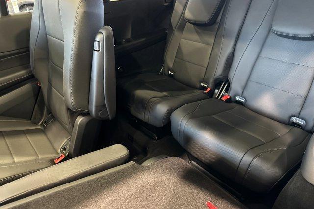 new 2025 Mercedes-Benz GLS 450 car, priced at $96,220