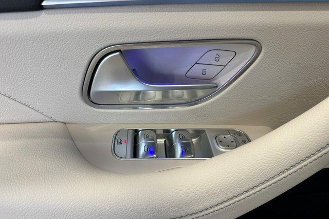 new 2025 Mercedes-Benz GLS 450 car, priced at $99,215