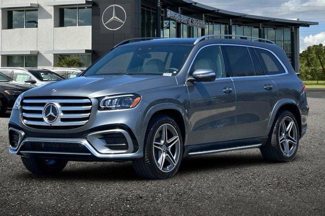 new 2025 Mercedes-Benz GLS 450 car, priced at $99,215